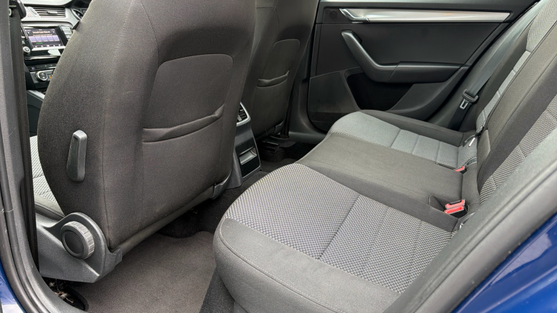 Skoda Octavia 1.6 TDI CR SE Business GreenLine III 5dr Diesel Estate